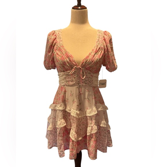 Altar’d State Floral Puff Sleeve Tiered Mini Dress Size Small NWT - Picture 2 of 14